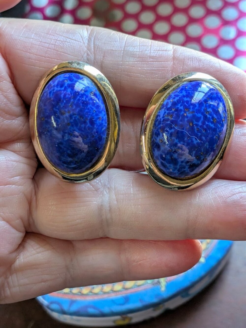 1960s Blue Glass Cabochon Clip Earrings – Retro Gold‑Tone Glam